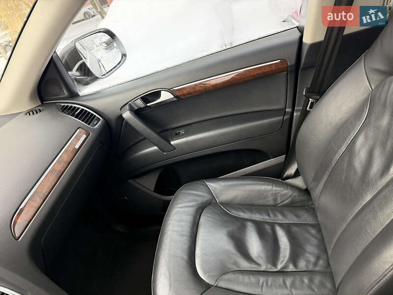 Внедорожник / Кроссовер Audi Q7 2012 в Киеве
