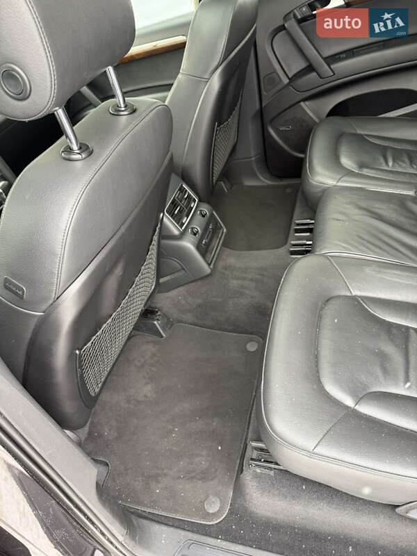 Внедорожник / Кроссовер Audi Q7 2012 в Киеве