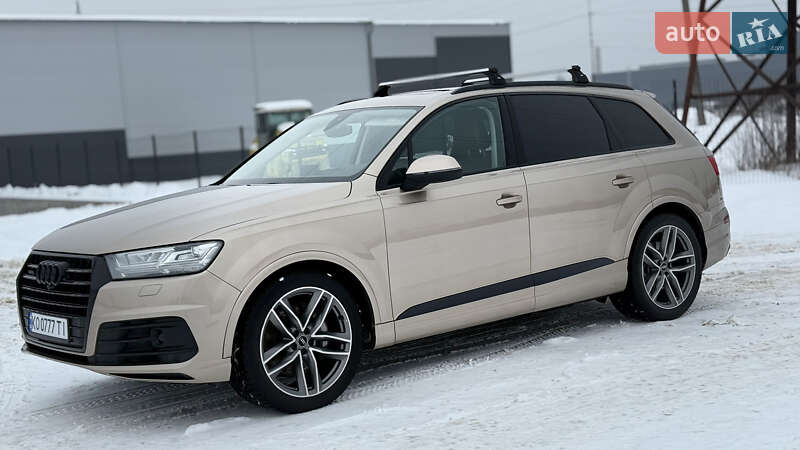 Внедорожник / Кроссовер Audi Q7 2018 в Ужгороде