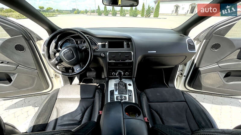 Внедорожник / Кроссовер Audi Q7 2008 в Шепетовке