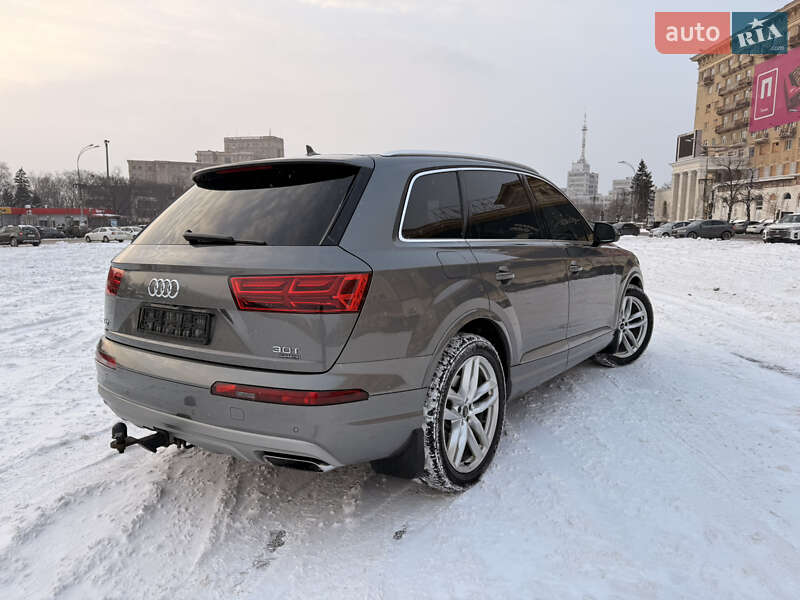 Внедорожник / Кроссовер Audi Q7 2017 в Харькове
