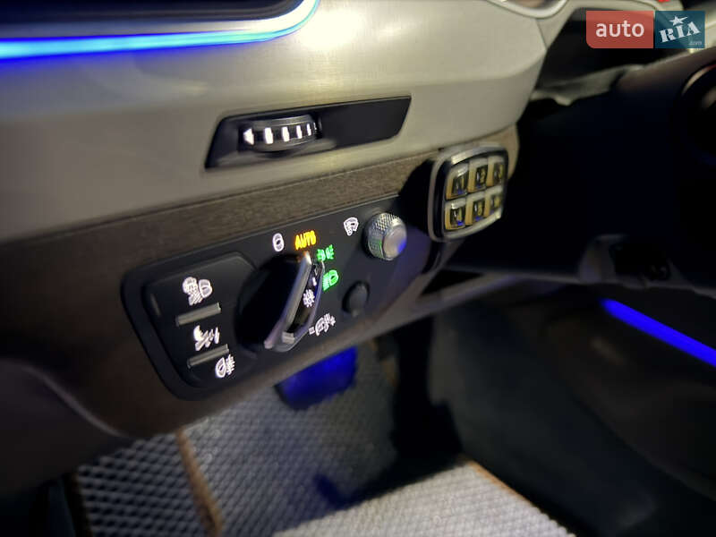 Внедорожник / Кроссовер Audi Q7 2016 в Львове