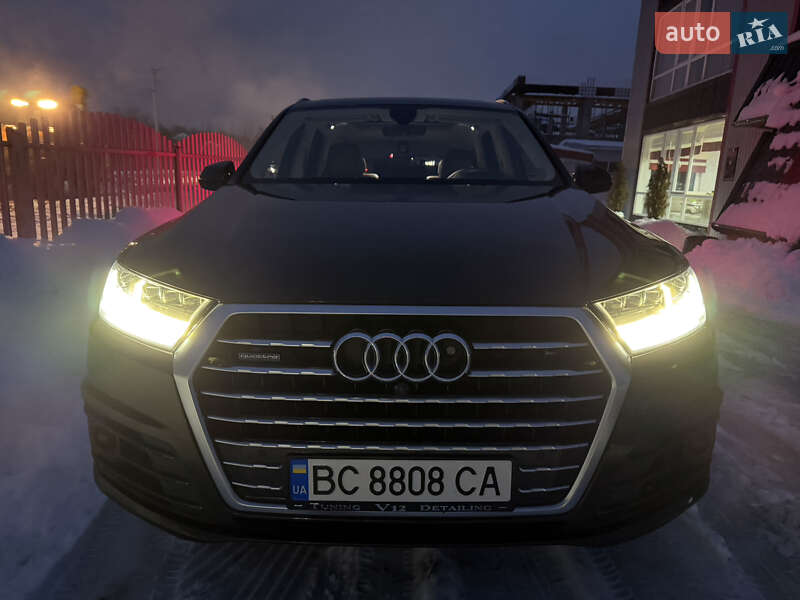 Внедорожник / Кроссовер Audi Q7 2016 в Львове