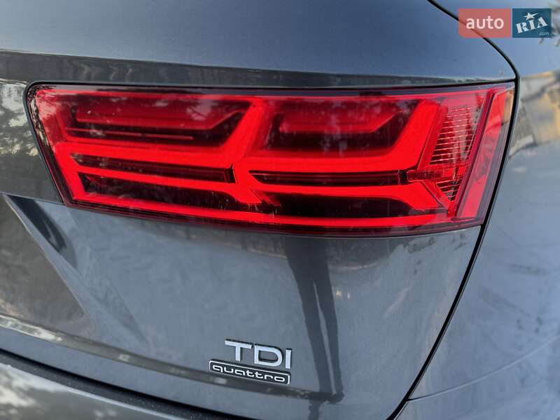 Внедорожник / Кроссовер Audi Q7 2018 в Киеве