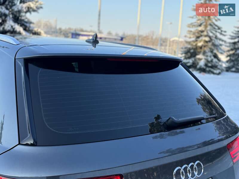 Внедорожник / Кроссовер Audi Q7 2018 в Киеве