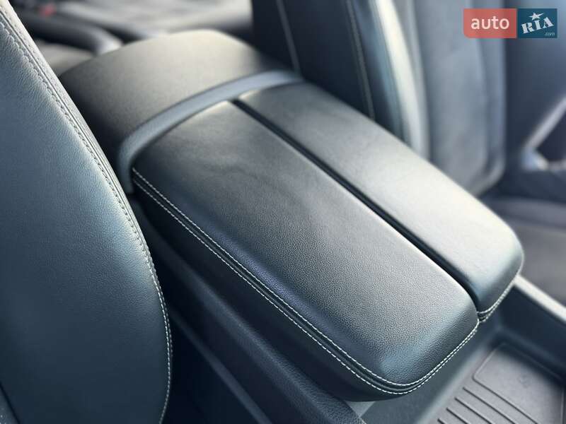 Внедорожник / Кроссовер Audi Q7 2018 в Киеве