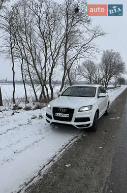 Внедорожник / Кроссовер Audi Q7 2015 в Киеве