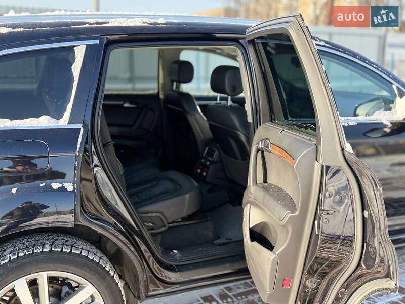 Внедорожник / Кроссовер Audi Q7 2012 в Полтаве