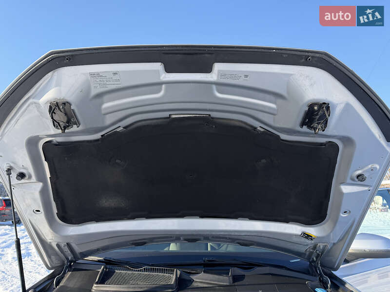 Внедорожник / Кроссовер Audi Q7 2016 в Радивилове