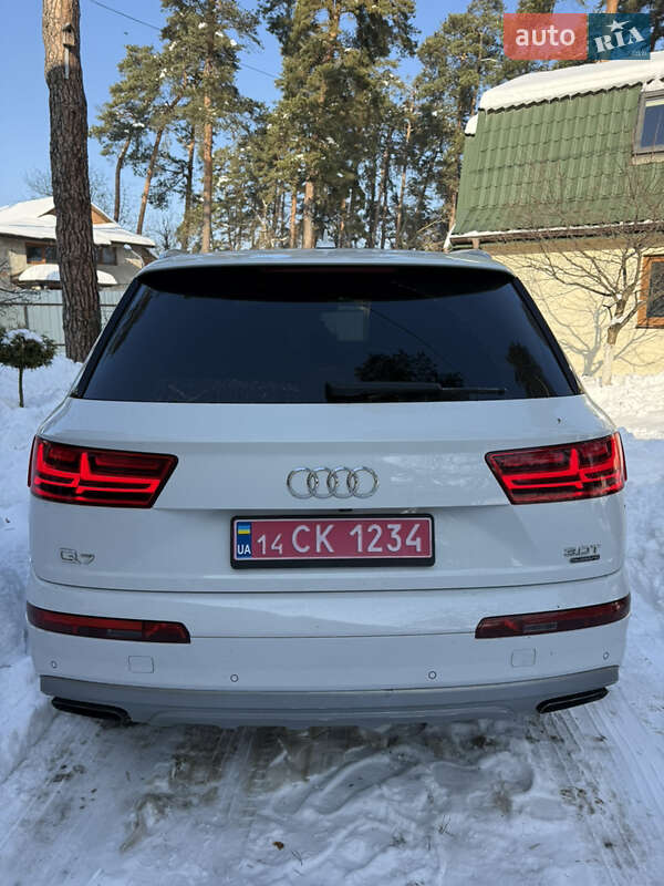Внедорожник / Кроссовер Audi Q7 2017 в Львове