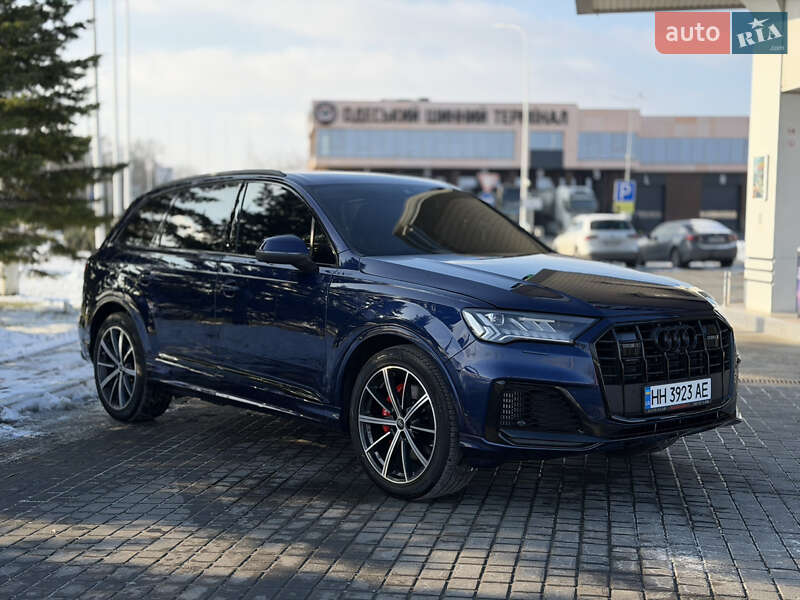 Внедорожник / Кроссовер Audi Q7 2022 в Одессе