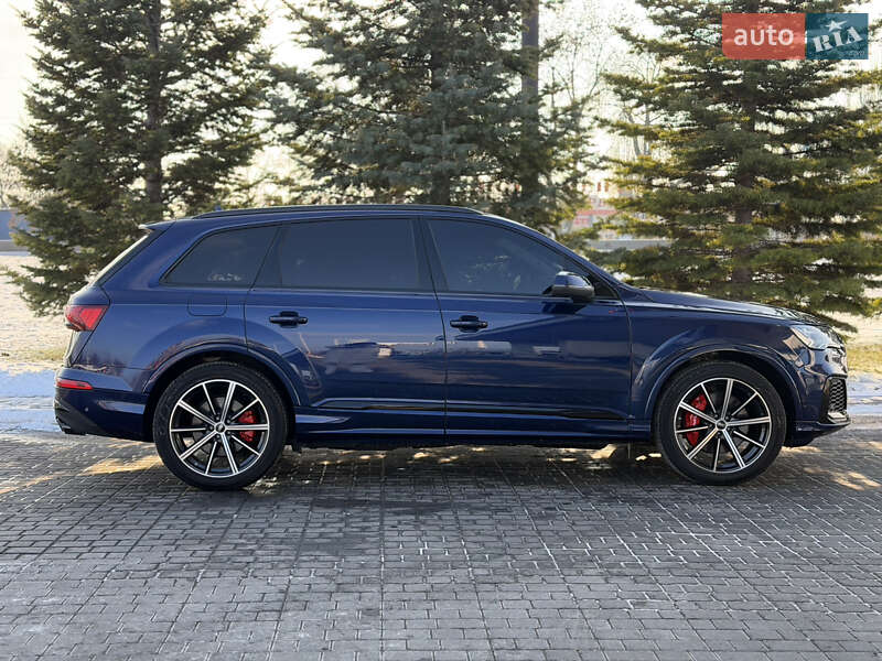 Внедорожник / Кроссовер Audi Q7 2022 в Одессе