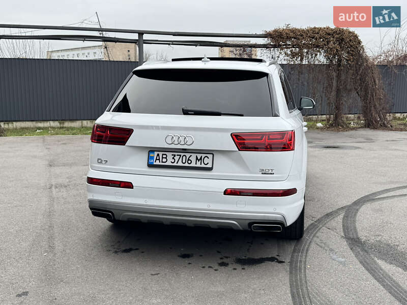 Внедорожник / Кроссовер Audi Q7 2016 в Виннице