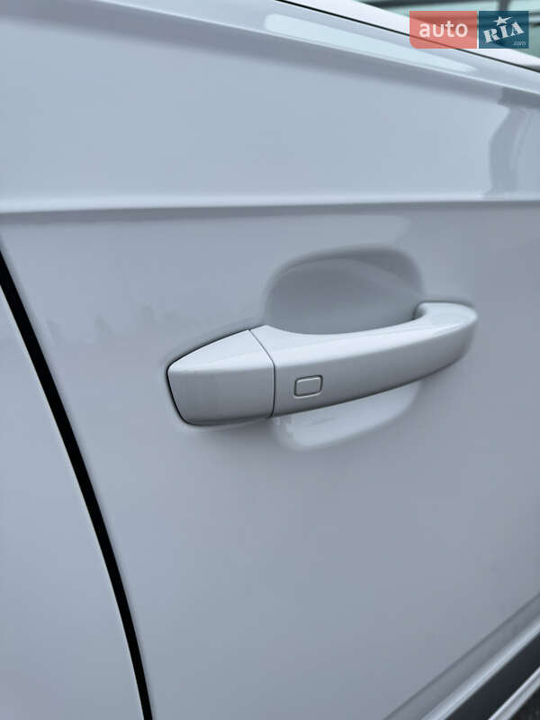 Внедорожник / Кроссовер Audi Q7 2016 в Виннице