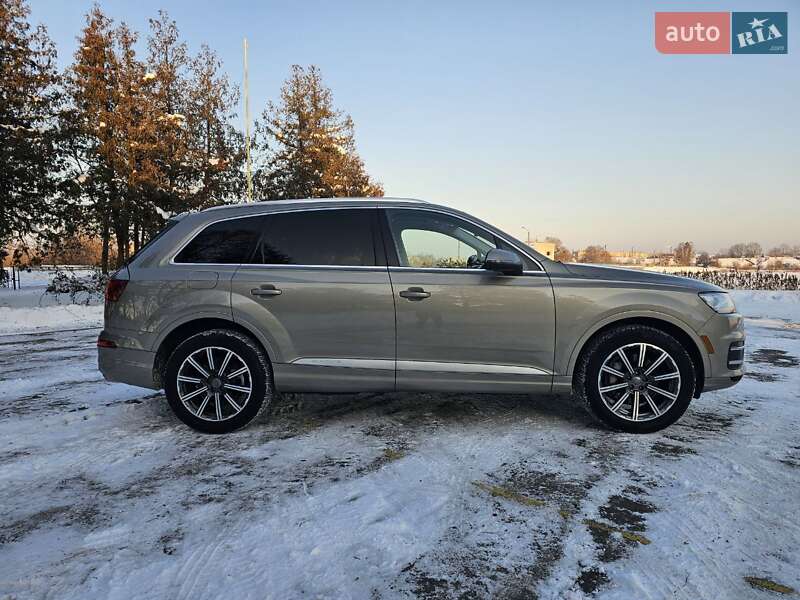 Внедорожник / Кроссовер Audi Q7 2016 в Ковеле