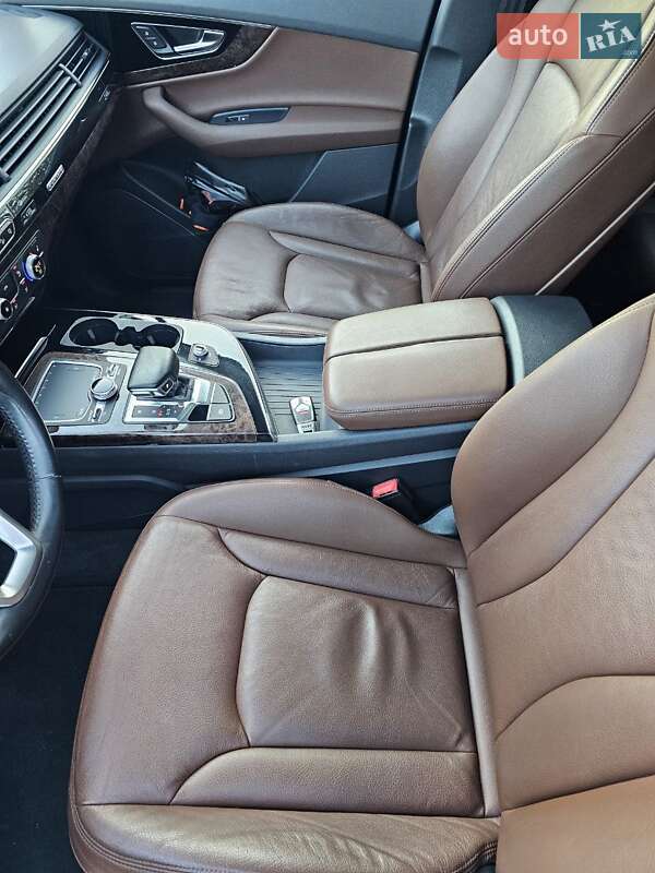 Внедорожник / Кроссовер Audi Q7 2016 в Ковеле