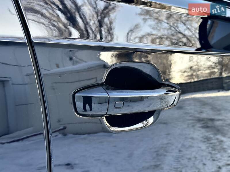 Внедорожник / Кроссовер Audi Q7 2017 в Киеве