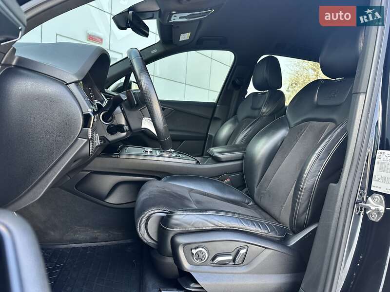 Внедорожник / Кроссовер Audi Q7 2017 в Киеве