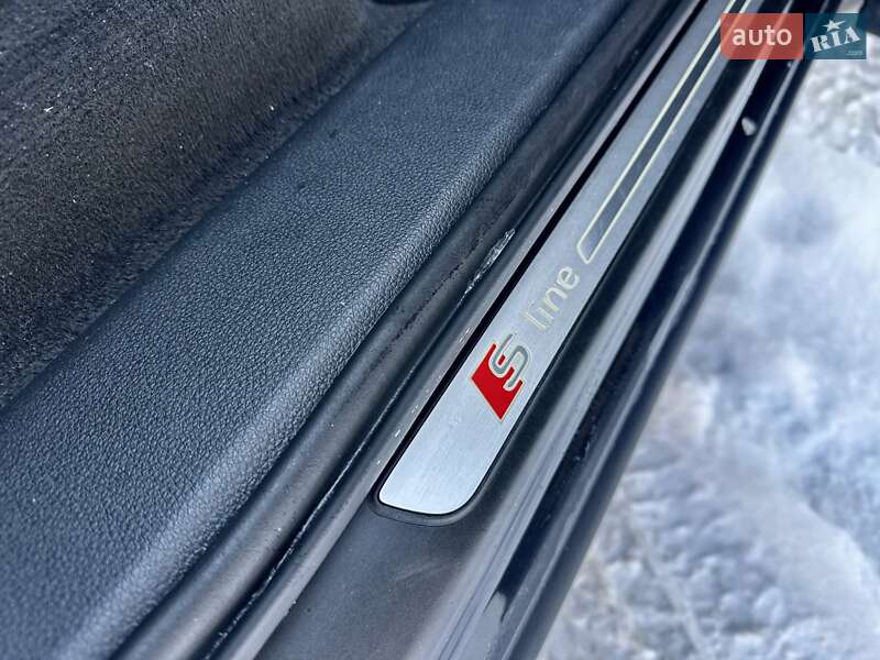 Внедорожник / Кроссовер Audi Q7 2017 в Киеве