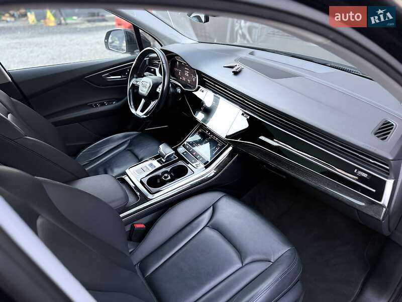 Внедорожник / Кроссовер Audi Q7 2020 в Львове