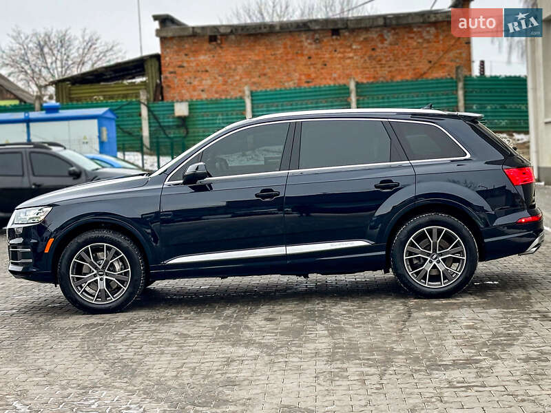 Внедорожник / Кроссовер Audi Q7 2016 в Хмельницком