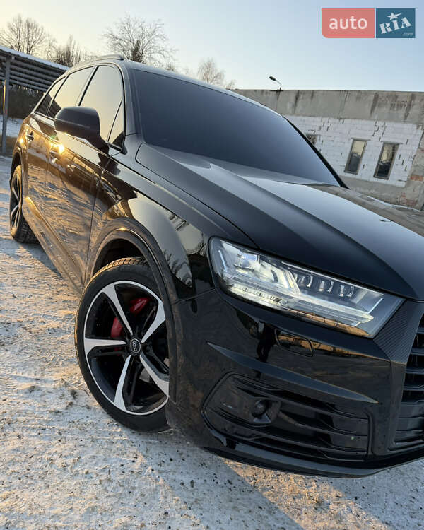 Внедорожник / Кроссовер Audi Q7 2019 в Сумах