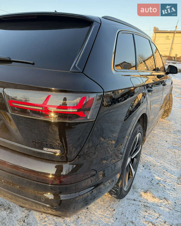 Внедорожник / Кроссовер Audi Q7 2019 в Сумах