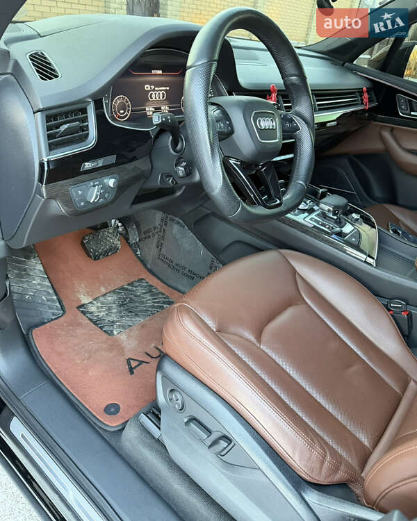 Внедорожник / Кроссовер Audi Q7 2019 в Сумах