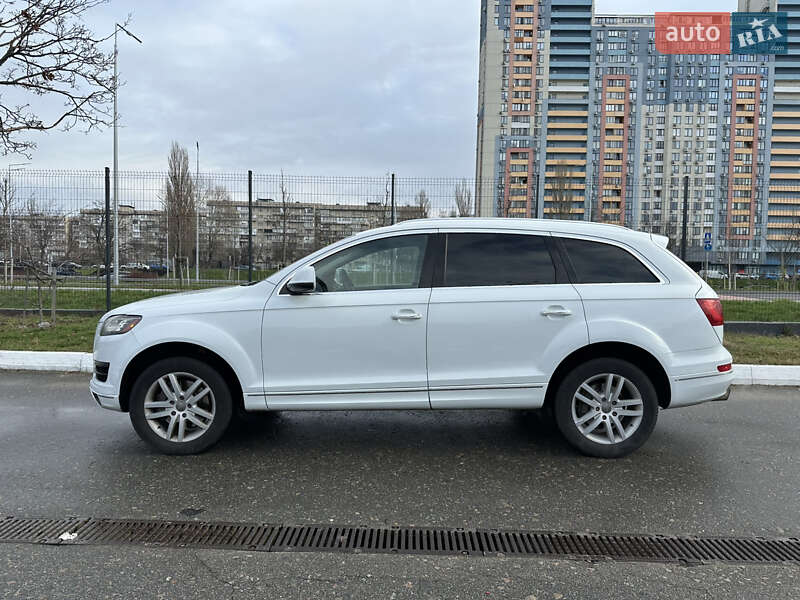 Внедорожник / Кроссовер Audi Q7 2014 в Киеве