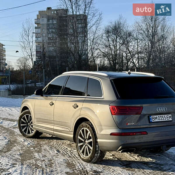 Внедорожник / Кроссовер Audi Q7 2016 в Сумах