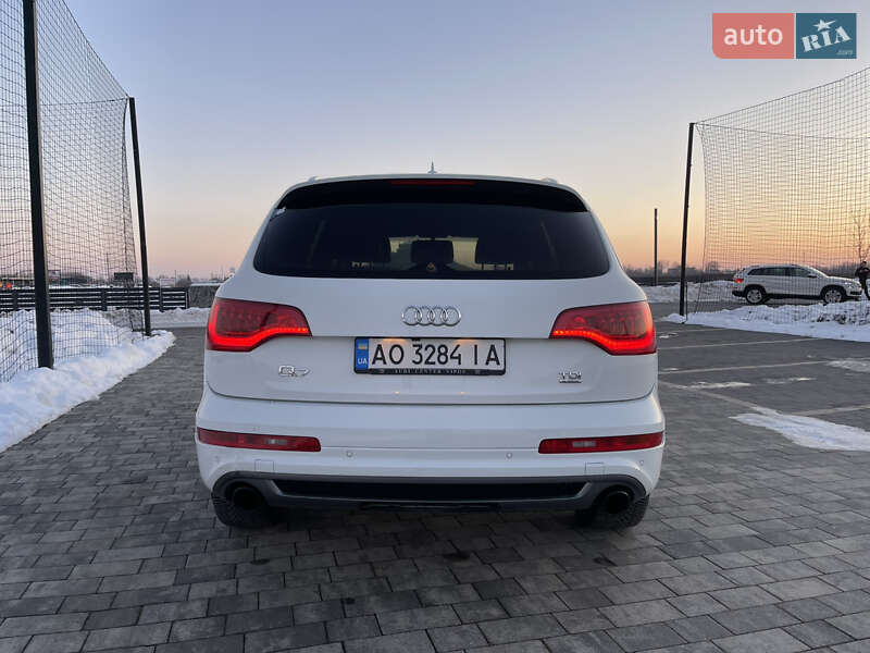 Внедорожник / Кроссовер Audi Q7 2012 в Мукачево