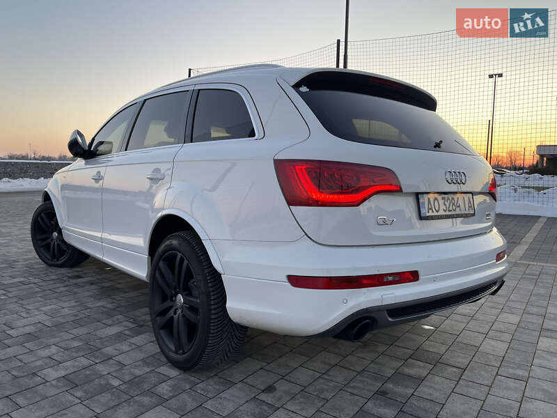 Внедорожник / Кроссовер Audi Q7 2012 в Мукачево