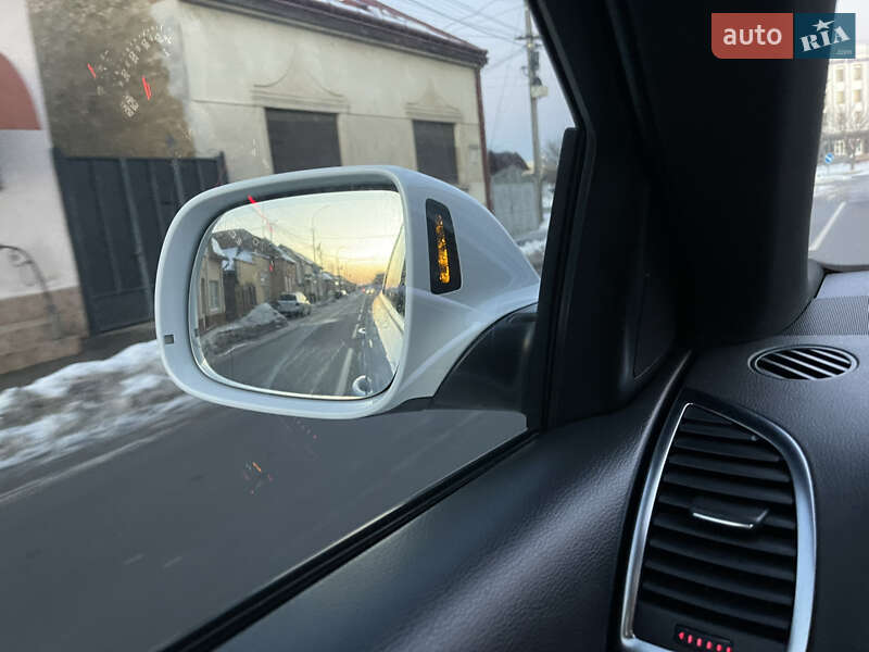 Внедорожник / Кроссовер Audi Q7 2012 в Мукачево