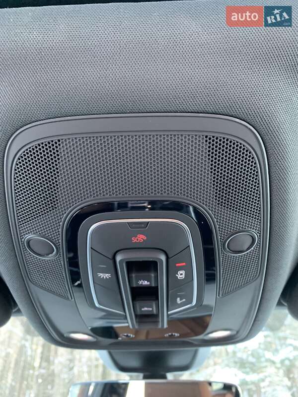 Позашляховик / Кросовер Audi Q7 2023 в Рівному