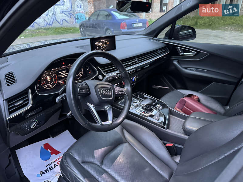 Внедорожник / Кроссовер Audi Q7 2017 в Тернополе