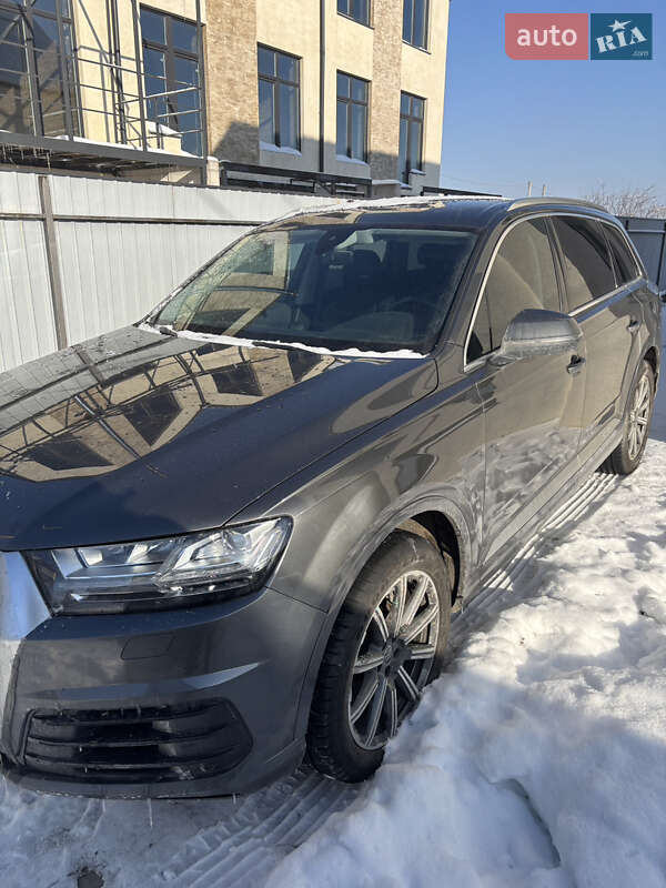 Внедорожник / Кроссовер Audi Q7 2019 в Киеве фото 4 Внедорожник / Кроссовер Audi Q7 2019 в Киеве