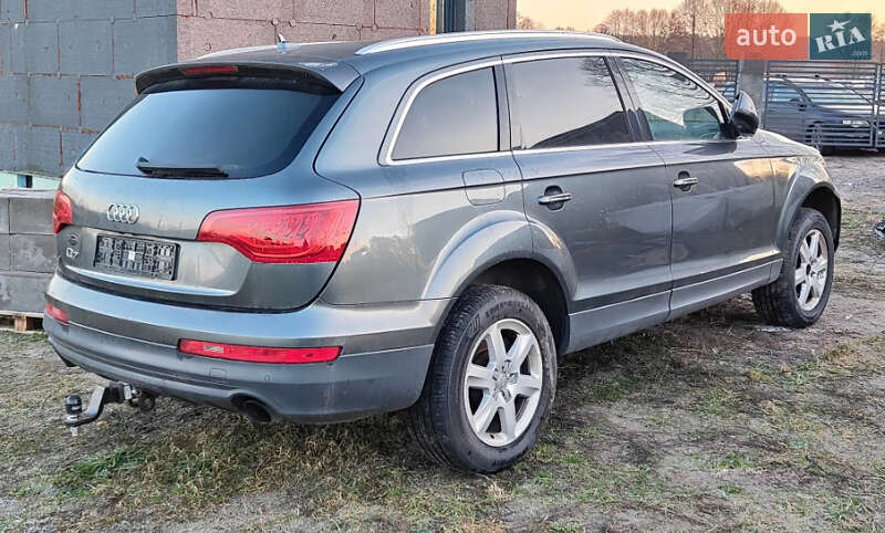Внедорожник / Кроссовер Audi Q7 2014 в Ровно