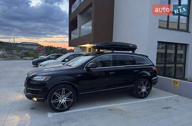 Позашляховик / Кросовер Audi Q7 2015 в Новодністровську