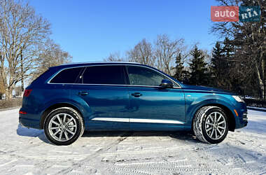 Позашляховик / Кросовер Audi Q7 2018 в Миргороді