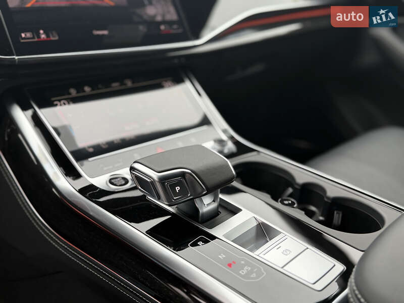 Позашляховик / Кросовер Audi Q7 2025 в Києві