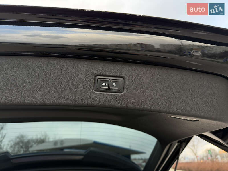 Внедорожник / Кроссовер Audi Q7 2016 в Запорожье