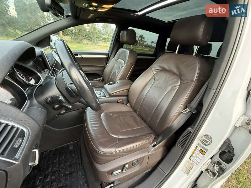 Позашляховик / Кросовер Audi Q7 2014 в Самборі