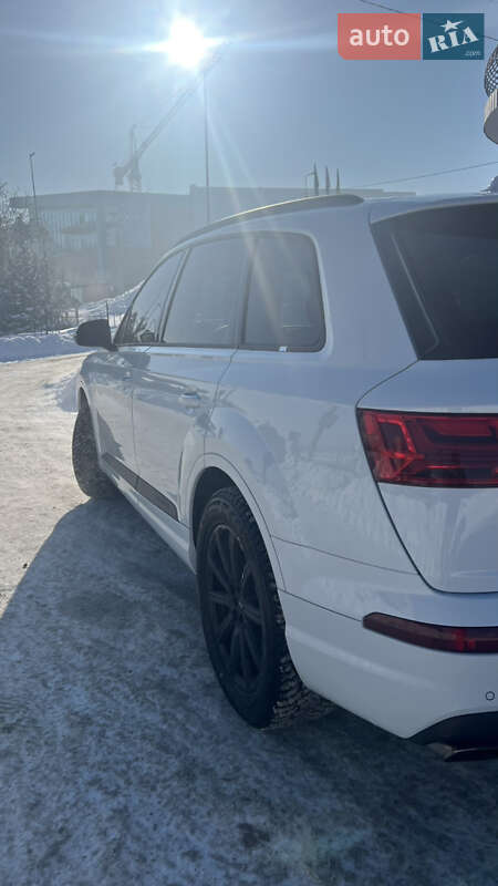 Внедорожник / Кроссовер Audi Q7 2016 в Тернополе фото 35 Внедорожник / Кроссовер Audi Q7 2016 в Тернополе