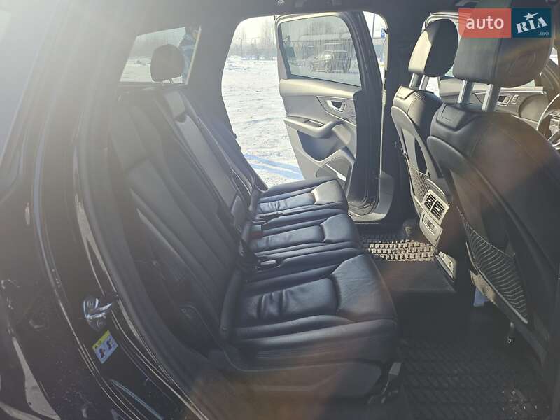 Внедорожник / Кроссовер Audi Q7 2019 в Киеве фото 12 Внедорожник / Кроссовер Audi Q7 2019 в Киеве