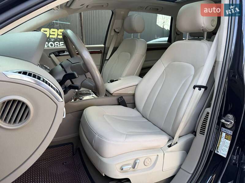 Внедорожник / Кроссовер Audi Q7 2013 в Житомире