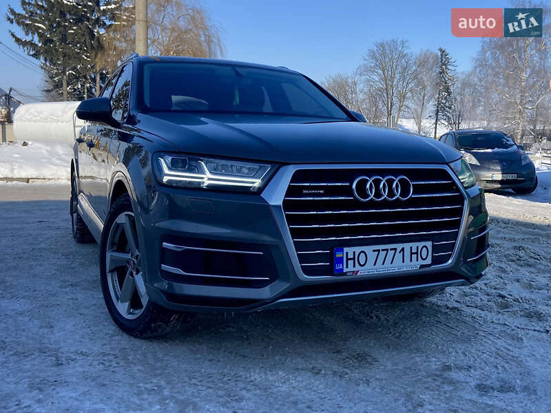 Внедорожник / Кроссовер Audi Q7 2017 в Тернополе