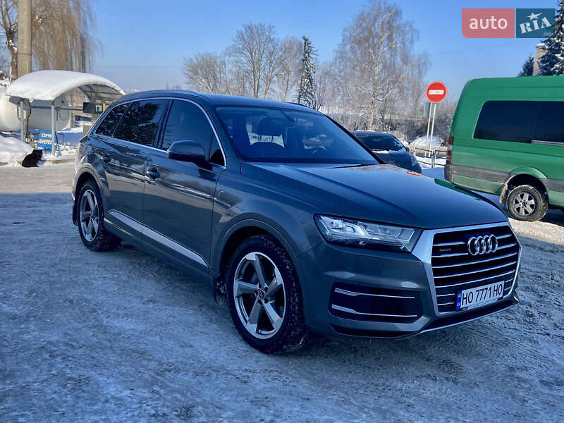 Внедорожник / Кроссовер Audi Q7 2017 в Тернополе