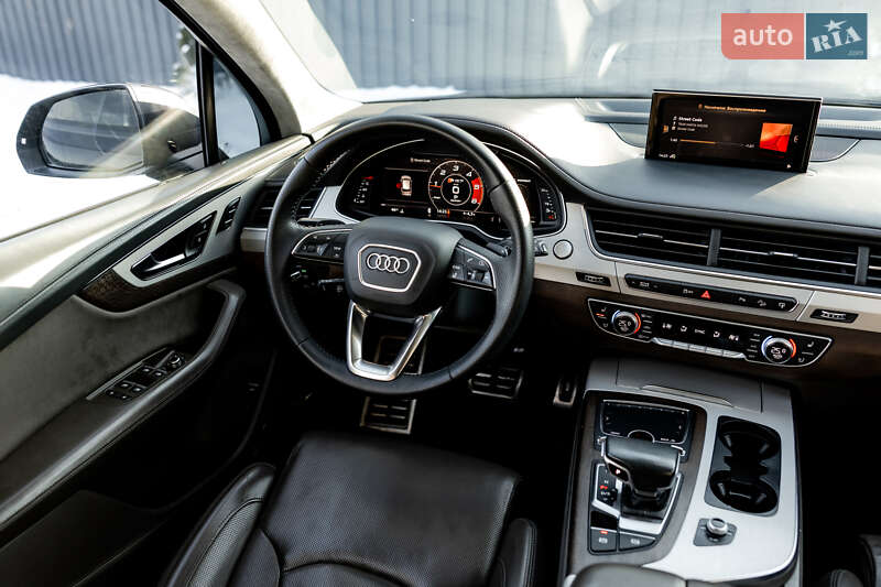 Внедорожник / Кроссовер Audi Q7 2016 в Житомире