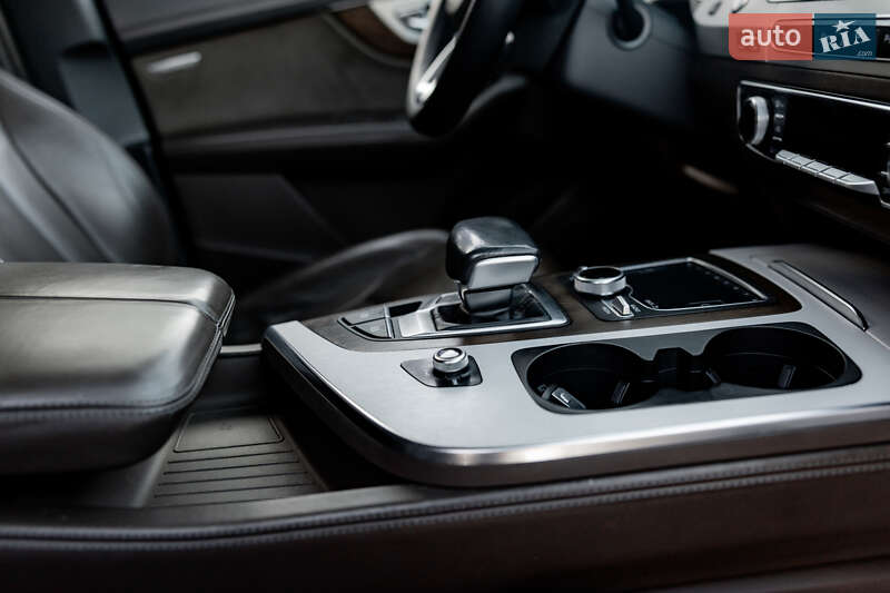 Внедорожник / Кроссовер Audi Q7 2016 в Житомире