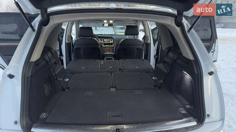 Внедорожник / Кроссовер Audi Q7 2015 в Киеве фото 23 Внедорожник / Кроссовер Audi Q7 2015 в Киеве